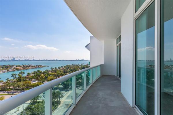 360, 7900 Harbor Island Dr #PH-23, North Bay Village, Florida 33141, image 1