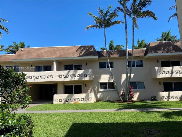 Villagio At Palmetto Bay, 14500 SW 88th Ave #222, Palmetto Bay, Florida 33176, image 1