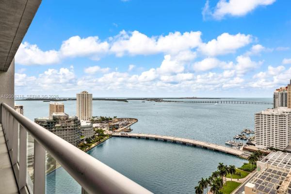 Icon Brickell Tower 2, 495 Brickell Ave #2603, Miami, Florida 33131, image 2
