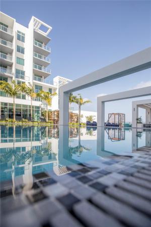 Quadro, 3900 Biscayne Blvd #S-906, Miami, Florida 33137, image 2