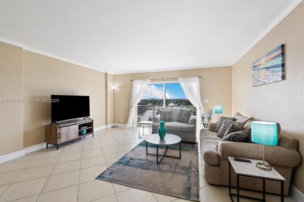 Lauderdale Tower, 2900 NE 30th St #G-7, Fort Lauderdale, Florida 33306, image 2