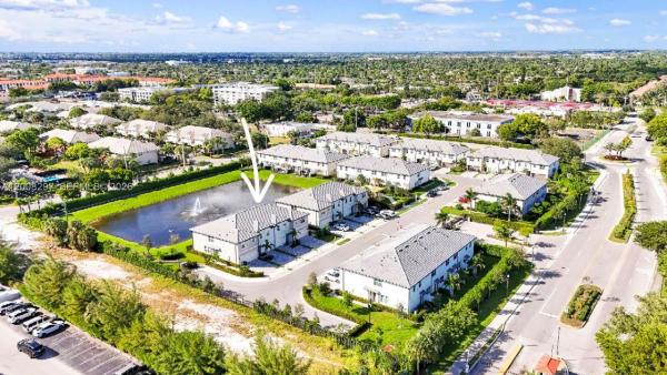 Cassia Estates, 2913 Olivia Ave, Lauderdale Lakes, Florida 33311, image 2