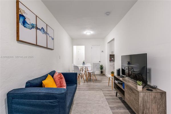 Bonna Bella Place, 325 NE 55th St #2, Miami, Florida 33137, image 1