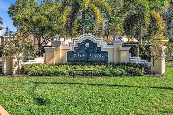 Royal Grand, 2600 S University Dr #226, Davie, Florida 33328, image 1