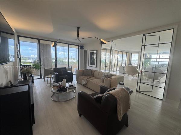 11113 Biscayne Blvd #558, Unincorporated Dade County, Florida 33181, image 2