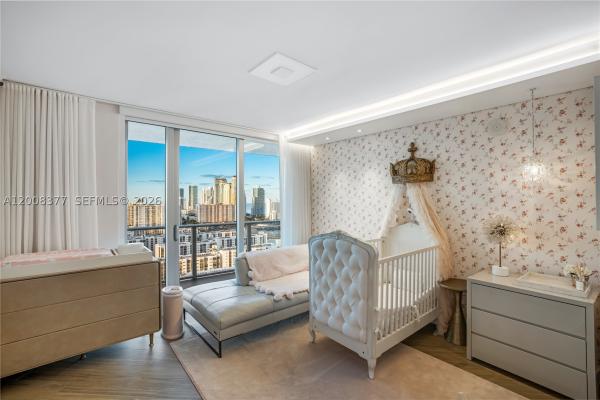 Parque Towers, 330 Sunny Isles Blvd #5-2403, Sunny Isles Beach, Florida 33160, image 2