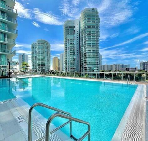 Parque Towers, 330 Sunny Isles Blvd #5-2403, Sunny Isles Beach, Florida 33160, image 3