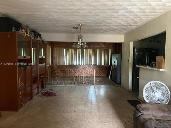 Driftwood Acres, 6720 Cody St, Hollywood, Florida 33024, image 3