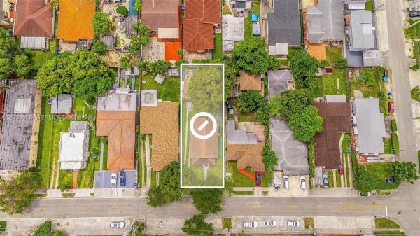 Grapeland, 2800 SW 16th Ter, Miami, Florida 33145, image 1