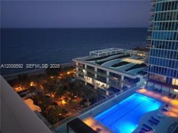 Central Carillon Beach, 6801 Collins Ave #1412, Miami Beach, Florida 33141, image 3