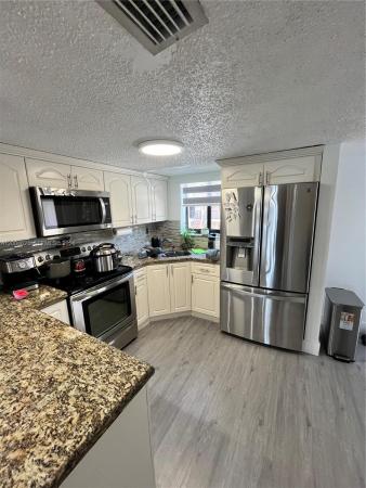 5580 W 26th Ct #204, Hialeah, Florida 33016, image 1