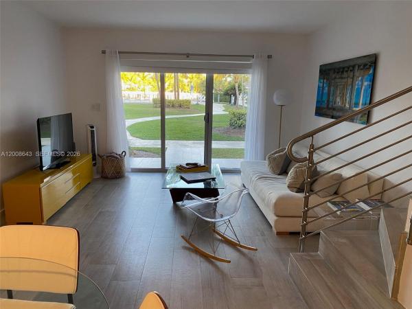 Casa Del Mar, 881 Ocean Dr #TH-12, Key Biscayne, Florida 33149, image 1