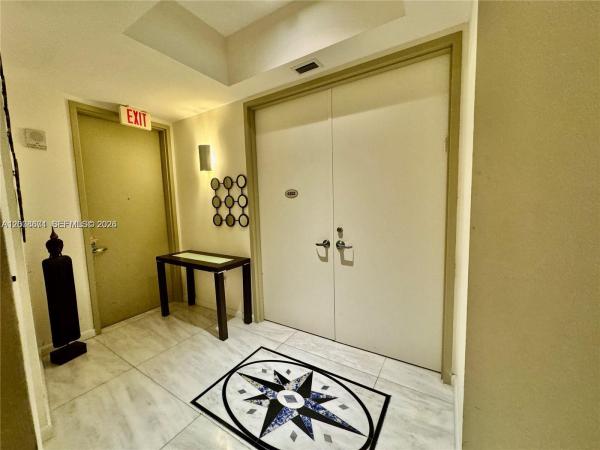 Trump Palace, 18101 Collins Ave #4302, Sunny Isles Beach, Florida 33160, image 2
