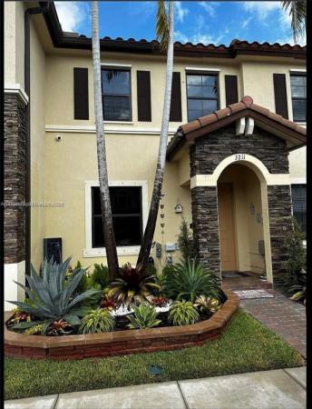 Martinique At Oasis, 3211 SE 6th St, Homestead, Florida 33033, image 1