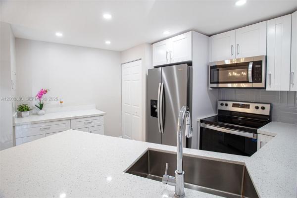 Evergreen, 7527 S Oriole Blvd #101, Delray Beach, Florida 33446, image 2