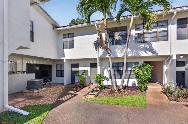 Palm Springs Village, 2526 Coral Springs Dr, Coral Springs, Florida 33065, image 1