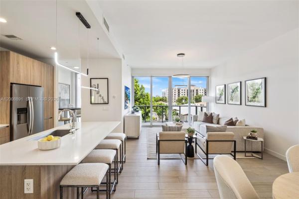 Eleven In The Roads, 545 SW 11th St #308, Miami, Florida 33129, image 3
