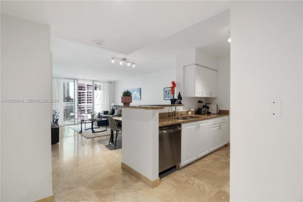 The Mark On Brickell, 1155 S Brickell Bay Dr #805, Miami, Florida 33131, image 2