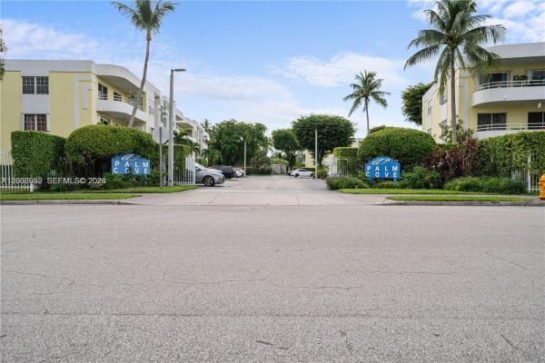 10795 SW 108th Ave #201, Unincorporated Dade County, Florida 33176, image 1