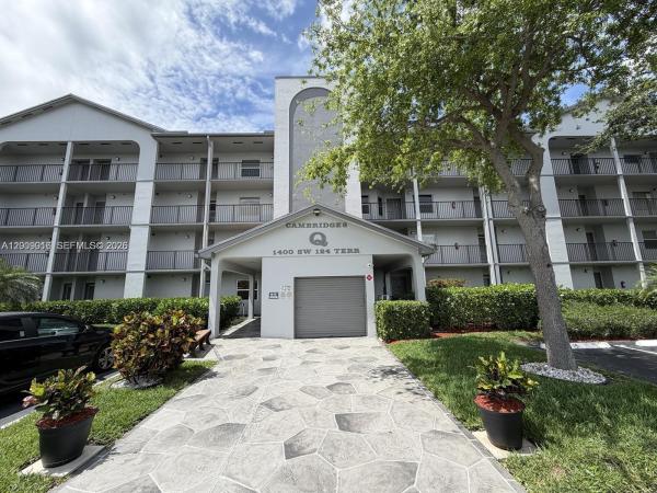 Cambridge At Century Village, 1400 SW 124th Ter #402Q, Pembroke Pines, Florida 33027, image 1