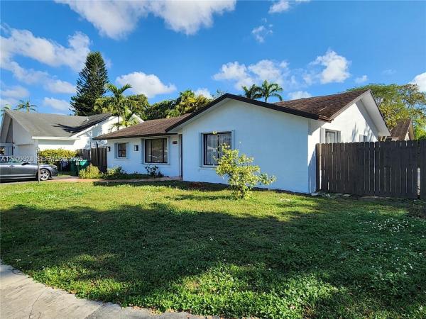 9825 SW 132nd Ct, Unincorporated Dade County, Florida 33186, image 1