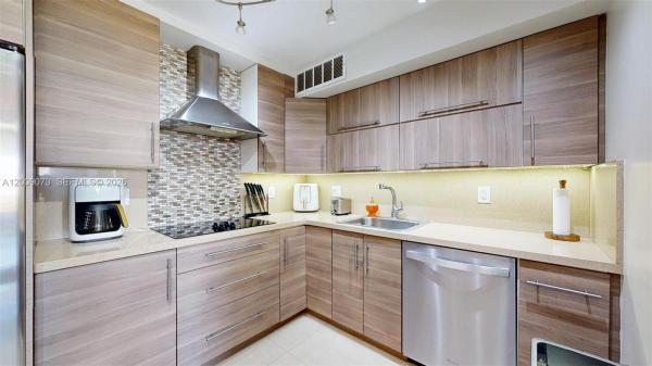 The Olympus Towers, 600 Three Islands Blvd #803, Hallandale Beach, Florida 33009, image 1