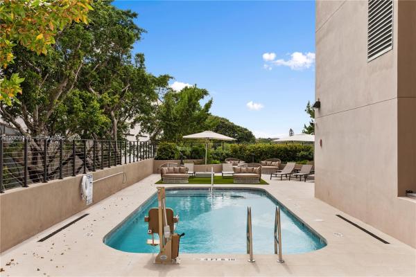 3034 Oak Ave #LPH3, Coconut Grove, Florida 33133, image 1