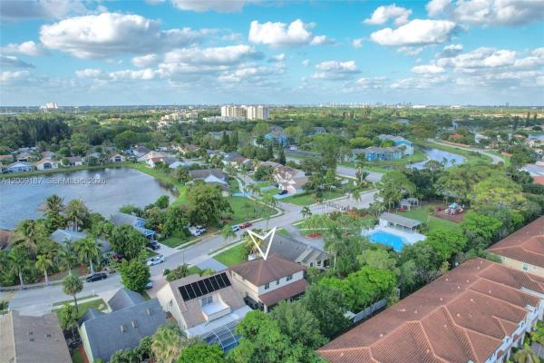Foxhall, 5040 W Willow Pond Rd W, West Palm Beach, Florida 33417, image 1