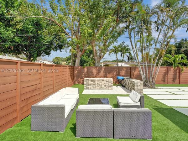 Flamingo Park, 2461 SW 16th Ct, Fort Lauderdale, Florida 33312, image 1