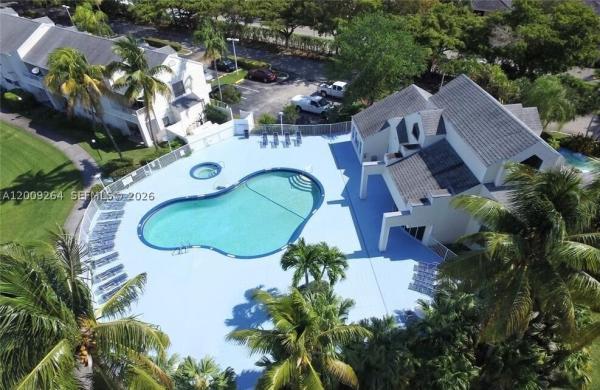 Summer Lake At Three Lakes, 3453 NW 44th St #201, Oakland Park, Florida 33309, image 2
