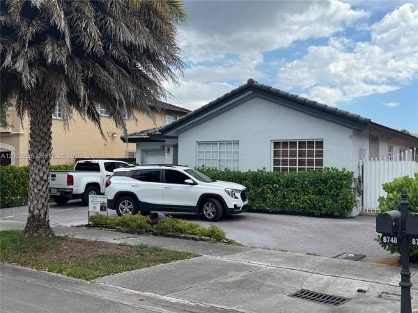 Serenity Point, 8748 NW 143rd Ter, Miami Lakes, Florida 33018, image 2