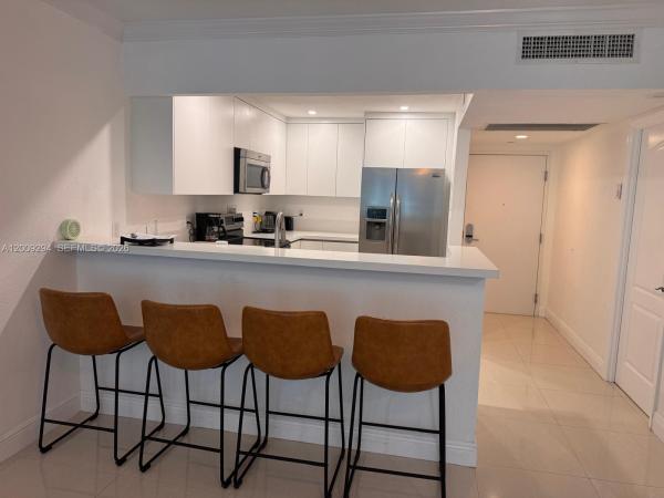 Roney Palace, 2301 Collins Ave #427, Miami Beach, Florida 33139, image 2