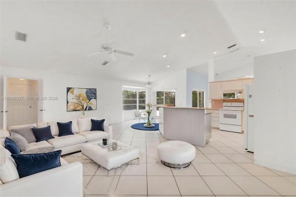 Boca Chica, 23288 Boca Chica Cir, Boca Raton, Florida 33433, image 3