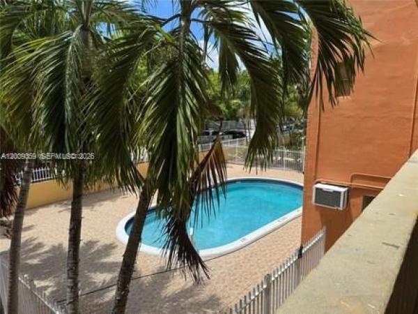 The Palms 51, 1821 NE 168th St #B-3, North Miami Beach, Florida 33162, image 2