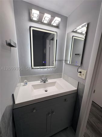 1798 Abbey Rd #107, West Palm Beach, Florida 33415, image 3