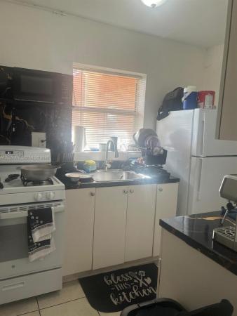 Bella Luna, 1245 W 24th St #121, Hialeah, Florida 33010, image 1
