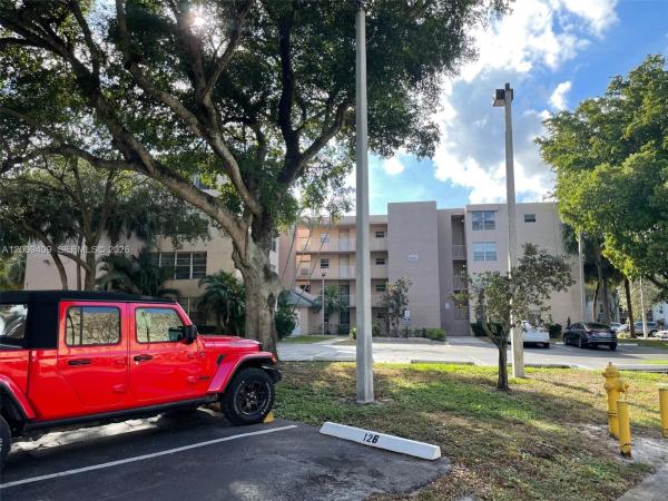 Orchid Tree Of Pine Island Ridge, 9471 Evergreen Pl #401, Davie, Florida 33324, image 1
