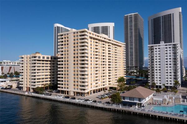 Plaza Towers, 1833 S Ocean Dr #808, Hallandale Beach, Florida 33009, image 1
