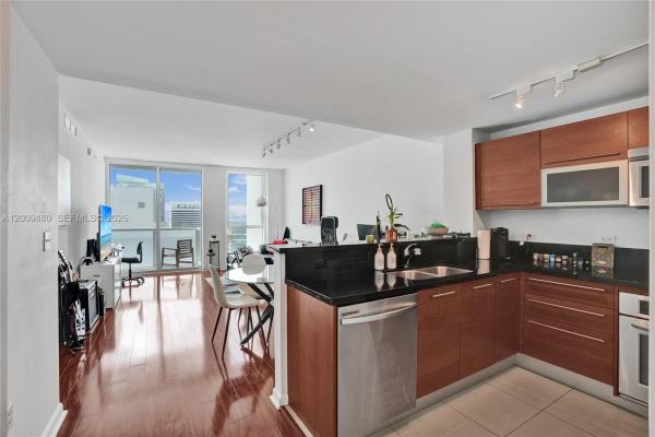 Vizcayne South, 253 NE 2nd St #3304, Miami, Florida 33132, image 2