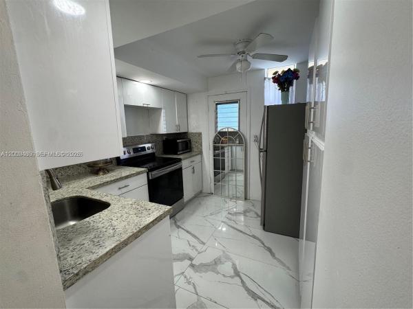 Point East, 2980 Point East Dr #D-102, Aventura, Florida 33160, image 1