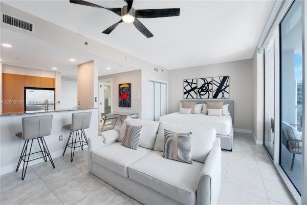 1060 Tower, 1060 Brickell Ave #3209, Miami, Florida 33131, image 1
