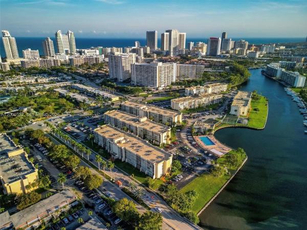 De Soto Park South, 601 Three Islands Blvd #314, Hallandale Beach, Florida 33009, image 1