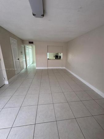 Hialeah Club Villas, 2186 W 60th St #20208, Hialeah, Florida 33016, image 1