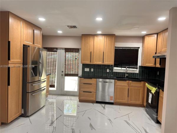 Palm Beach Cabana Colony, 3614 Everglades Rd, Palm Beach Gardens, Florida 33410, image 1