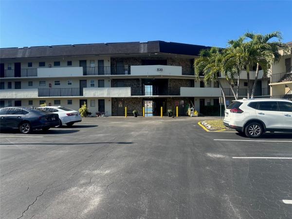 1530 NE 191st St #205, Unincorporated Dade County, Florida 33179, image 1