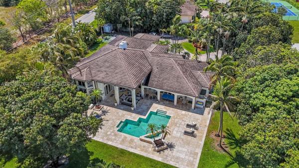 6721 SW 140th St, Palmetto Bay, Florida 33158, image 1