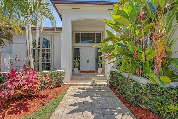 6721 SW 140th St, Palmetto Bay, Florida 33158, image 1