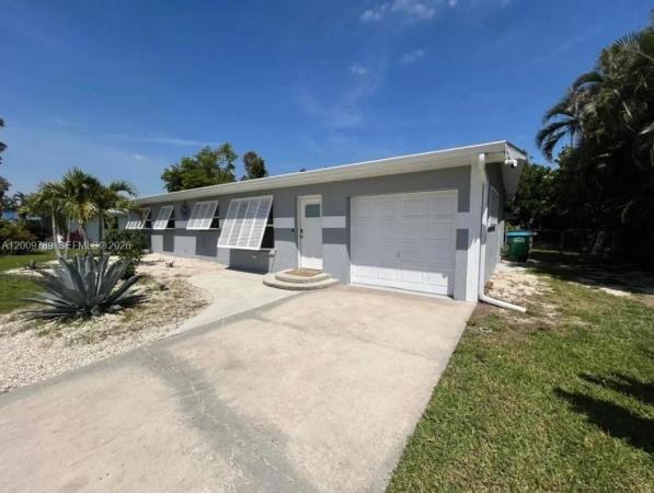 Cape Coral, 5221 York Ct, Cape Coral, Florida 33904, image 2