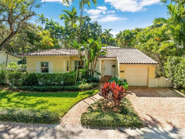 Coral Gables Country Club, 414 Camilo Ave, Coral Gables, Florida 33134, image 1