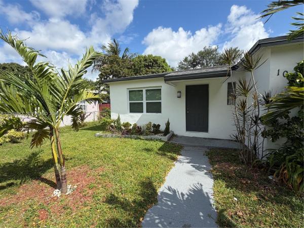 Sunkist Grove, 1005 NW 123rd St, North Miami, Florida 33168, image 1